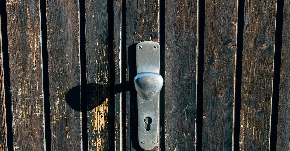 Door Knob Lock Replacement — Fast Oshawa Locksmith